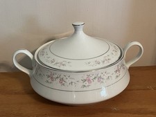 sopa de porcelana fina maria rasgada com tampa 7,5" , usado comprar usado  Enviando para Brazil
