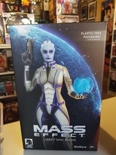 Figurine mass effect d'occasion  Combs-la-Ville