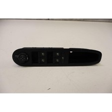 Pulsanti alzacristallo ant. usato Pulsanti alzacristallo ant. usato  Bedizzole