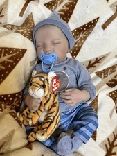 Beautiful baby boy d'occasion  Expédié en Belgium
