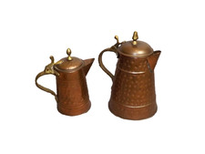 Lote de 2 teteras de café con mango de latón cobre martillado de colección 7" y 9" segunda mano  Embacar hacia Mexico