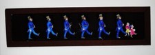 6 Marching Policemen lanterna de madeira tira de vidro deslizante início do século XIX comprar usado  Enviando para Brazil