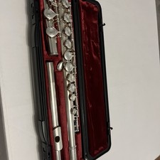 Yamaha yfl211 flute for sale  LONDON