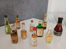 Lotto bottigliette liquori usato  Valenzano
