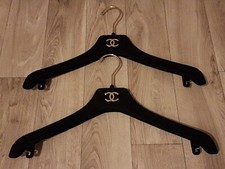 Chanel cintres velours d'occasion  La Garenne-Colombes