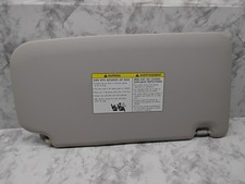 USADO 2009 - 2014 Nissan Cube Driver Side Left Sunvisor Cinza Não Iluminado Fabricante de Equipamento Original  comprar usado  Enviando para Brazil