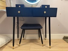 Modern blue makeup for sale  Clovis