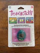 Original green tamagotchi for sale  CAMBRIDGE