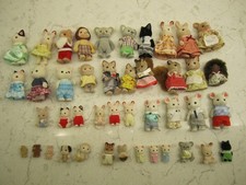 Lot sylvanian families usato  Spedire a Italy