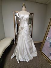 Sample essense australia for sale  Seattle
