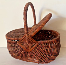 Panier ancien poupée d'occasion  Les Pennes-Mirabeau