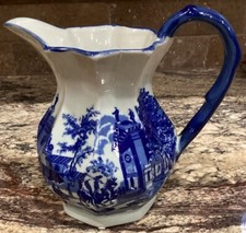 Blue white colonial for sale  Kenner