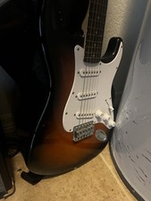 Guitarra Eléctrica con Amplificador Sin Estuche Sin Cable Increíble Estado segunda mano  Embacar hacia Mexico
