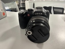 Fotocamera digitale leica usato  Peschiera del Garda