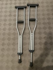 Muletas juvenis ajustáveis para altura da pessoa 4’6”-5’2” comprar usado  Enviando para Brazil