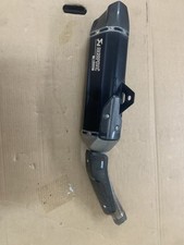 Terminale scarico akrapovic usato  Terlizzi