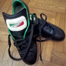 Scarpe calcio perfette usato  Torino