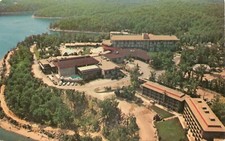 Lodge four seasons for sale  Farmer City