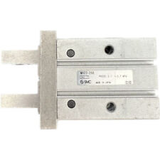 Pince pneumatique doigts d'occasion  Les Échelles
