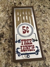 Usado, Placa de bar espelhada pequena vintage “cerveja cinco centavos almoço grátis” espelho 11x5” comprar usado Usado, Placa de bar espelhada pequena vintage “cerveja cinco centavos almoço grátis” espelho 11x5” comprar usado  Enviando para Brazil