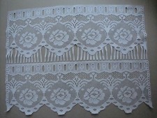 Rideau motif fleur d'occasion  Lingolsheim