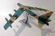 Corgi 1/144 AA33505 Boeing B-52F Stratofortress 328BS 93BW 1971 comprar usado  Enviando para Brazil