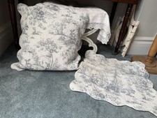 Pair quilted toile for sale  SOUTHSEA
