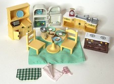Usado, Cadeiras Calico Critters Sylvanian Families cozinha mesa de jantar fogão pia geladeira comprar usado  Enviando para Brazil