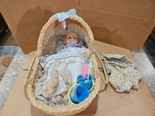 Berço e acessórios American Girl 2008 Bitty Baby cesta de canção de ninar Moses vime, usado comprar usado  Enviando para Brazil