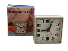Orologio sveglia analogica usato  Vercelli