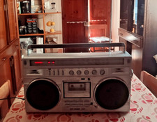 Stereo sharp 8989 usato  Pagani