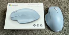 Mouse ergonômico Bluetooth Microsoft 1955 com descanso para o polegar e rastreamento preciso - AZUL comprar usado Mouse ergonômico Bluetooth Microsoft 1955 com descanso para o polegar e rastreamento preciso - AZUL comprar usado  Enviando para Brazil