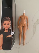 Barbie basics model usato  Genova