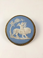 wedgwood brooch for sale  KILMARNOCK