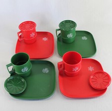 Usado, Conjunto de Natal Tupperware lote de 4 canecas prato quadrado tampa vermelho floco de neve pássaro verde comprar usado  Enviando para Brazil