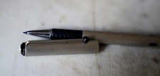 Tres beau stylo d'occasion  Paris IX