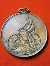 Ancienne medaille course d'occasion Ancienne medaille course d'occasion  Roussillon