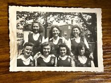 Uniformes escolares femininos bonitos foto vintage década de 1940 P&B M2, usado comprar usado  Enviando para Brazil