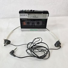 Reprodutor de cassete Sony Walkman WM-F15 com clipe e fones de ouvido não funcionam , usado comprar usado  Enviando para Brazil