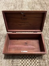 Caixa de bugigangas vintage Lane madeira cedro caixa de móveis curta loja 9x5, usado comprar usado  Enviando para Brazil