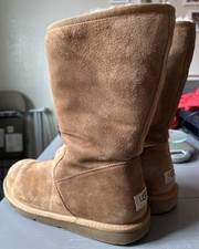 Ugg australia classic d'occasion  Expédié en Belgium