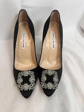 manolo blahnik hangisi for sale manolo blahnik hangisi for sale Highland Park
