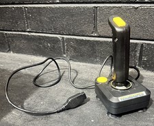 Terno de controle de joystick TERMINATOR Atari 2600 Commodore 64 DE-9 conector funcionando comprar usado  Enviando para Brazil