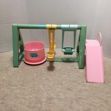 Vintage Playmates Water Babies L'il Playfuls Boneca Playground Conjunto Balanços Slide comprar usado  Enviando para Brazil