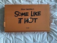 Like hot taschen for sale  KETTERING