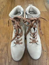 Vince camuto leather for sale  Livingston