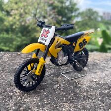 Usado, Modelo de motocicleta 1:18 Off-Road 86 com suporte de metal comprar usado  Enviando para Brazil