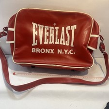 Everlast Bolsa de Ginástica Vintage, Esportes ou Boxe 100% PVC Vermelho Bronx NYC RARO, usado comprar usado  Enviando para Brazil