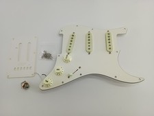 2001 Squier Standard Strat Pickguard Carregado Alnico Bobinas Únicas SSS, usado comprar usado 2001 Squier Standard Strat Pickguard Carregado Alnico Bobinas Únicas SSS, usado comprar usado  Enviando para Brazil