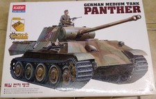 Academy panther maßstab gebraucht kaufen  Erlensee